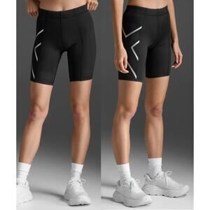 NWT 2XU Core Athletic Waistband Compression Shorts Black/Silver Women's Size S